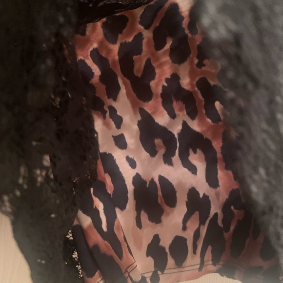 Boston Proper Black lace over animal print. Off shoulder - Picture 2 of 2